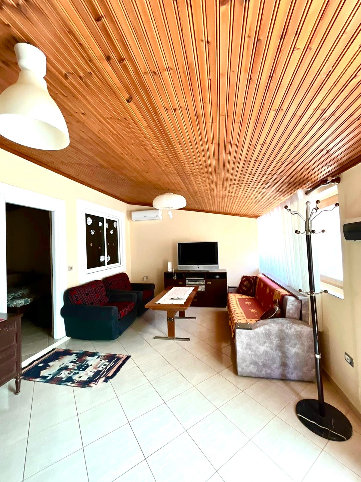 Listing 1160173132982561578