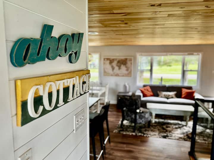 Welcome To Seagrape Cottage - Shediac