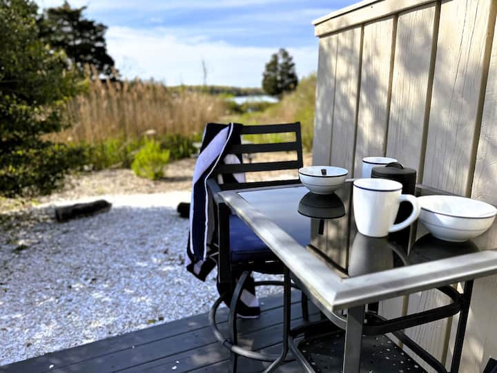 Seaside Escape-art-filled 2 Bd On Town Cove - Orléans, MA