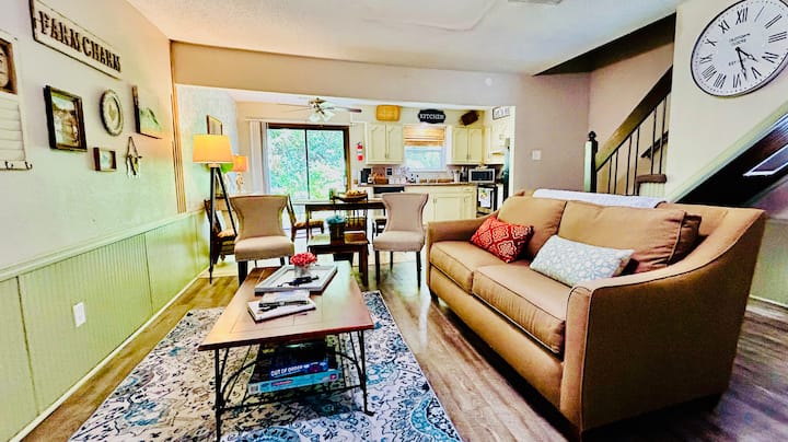 Cedar Modern Rustic Home Easy Access I70/gehafield - Blue Springs Lake