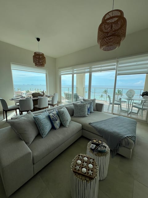 Playa Escondida. Apartment with ocean views.