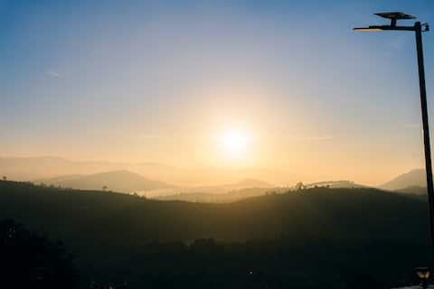 Tho Non Garden - Cloudy Ocean View