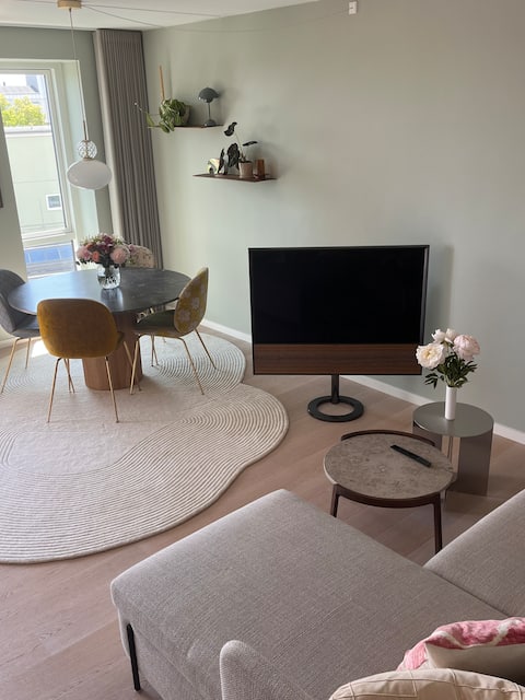 Successful Airbnb property: Beautiful apartment with sea view close to centre in Amager øst