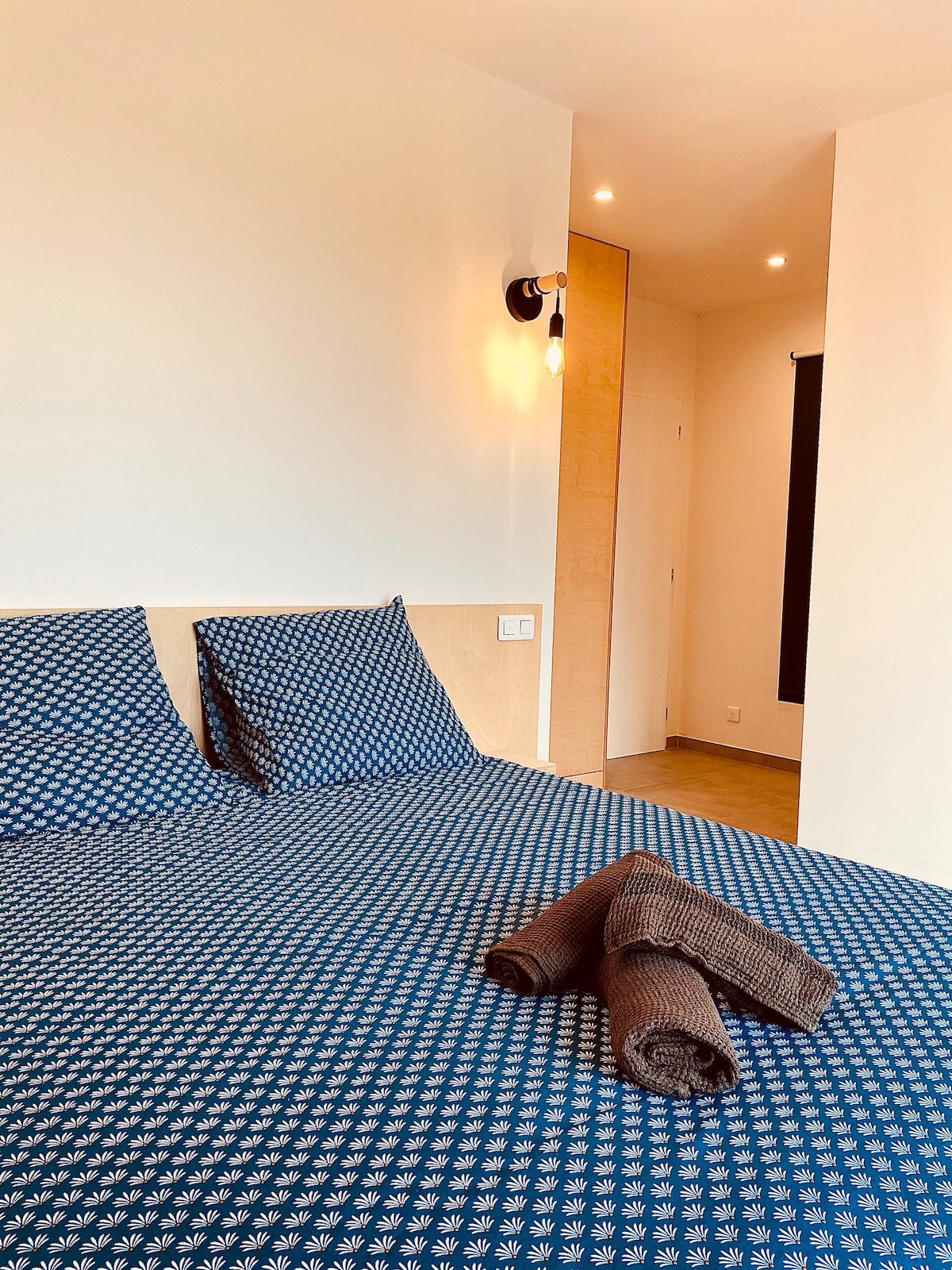 غرفة النوم 2