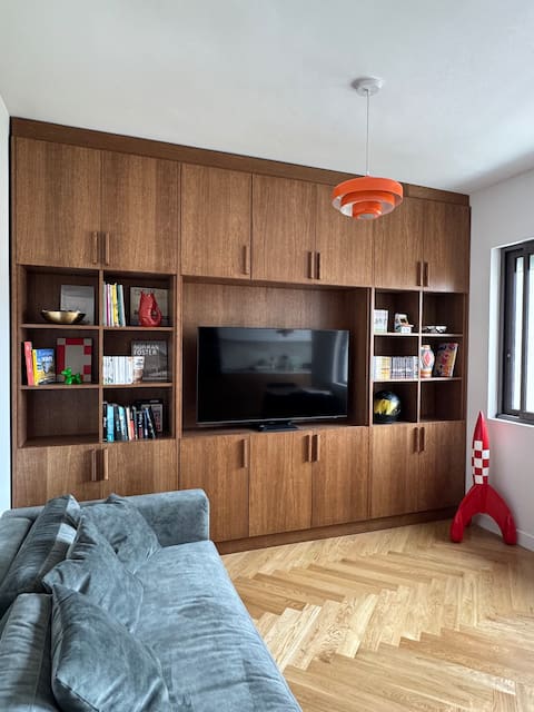 Top Airbnb: Sublime architect's apartment in Marseille 8e Arrondissement