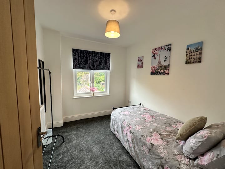 საძინებელი 4