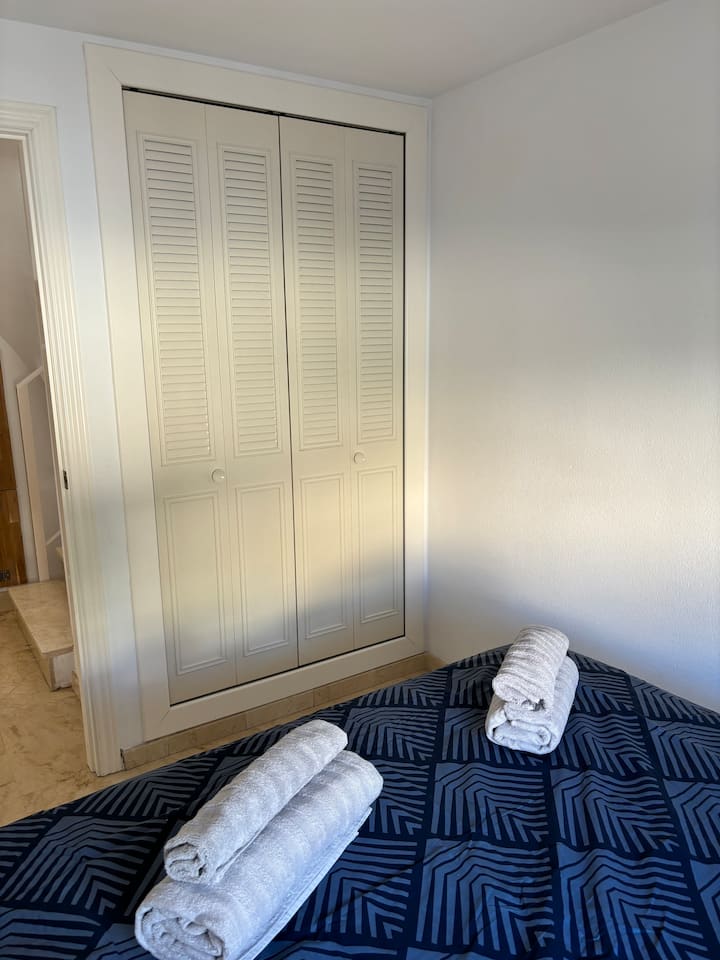 საძინებელი 1