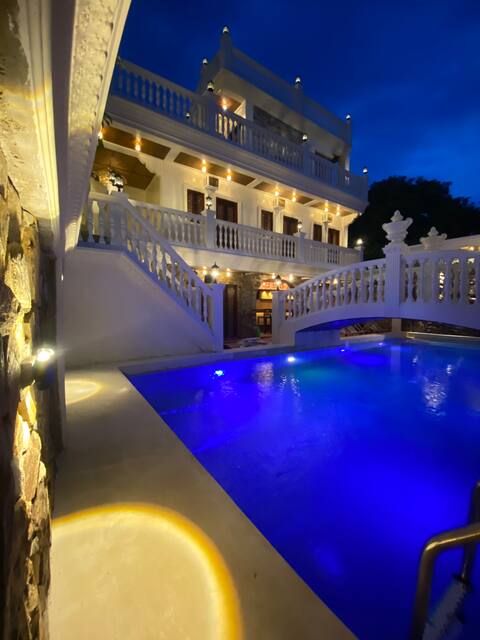 Sibsib Baybayin Beach Resort Deluxe Room 201
