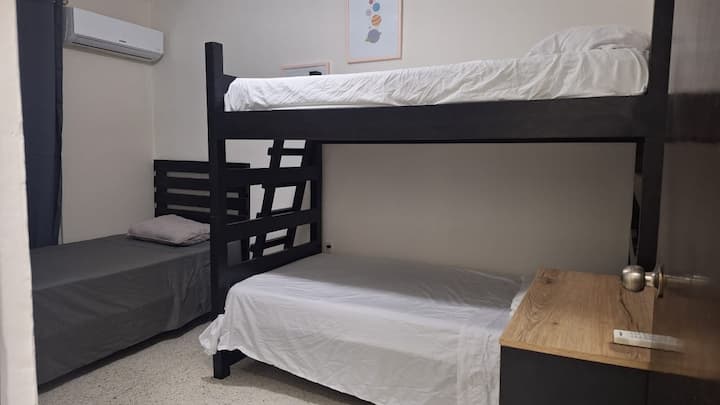 საძინებელი 1