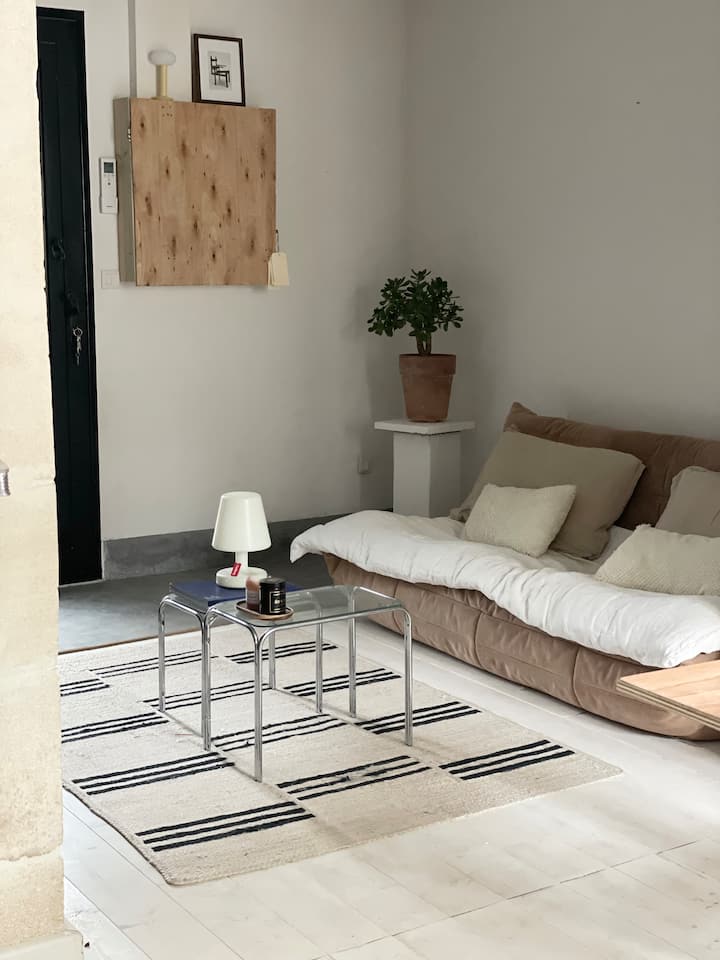 Charmante Maison Avec Terrasse , Clim , Wifi - Saint-Rémy-de-Provence