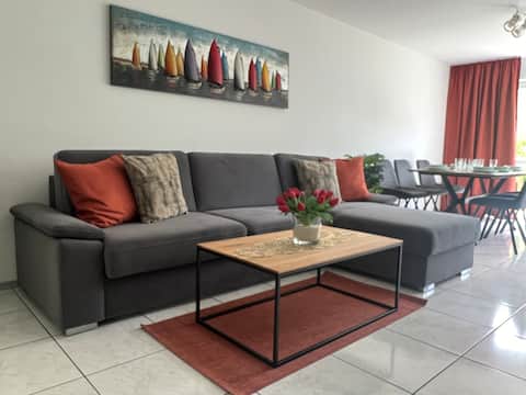 Top Airbnb: ꧁ Design-Terrasse-3.5 Zi.-7Pers.-Garage-Seenah ꧂ in Radolfzell Am Bodensee