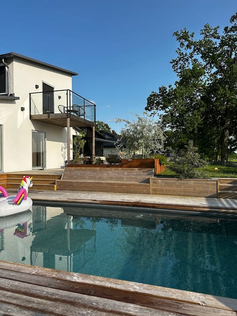 Modern house with pool