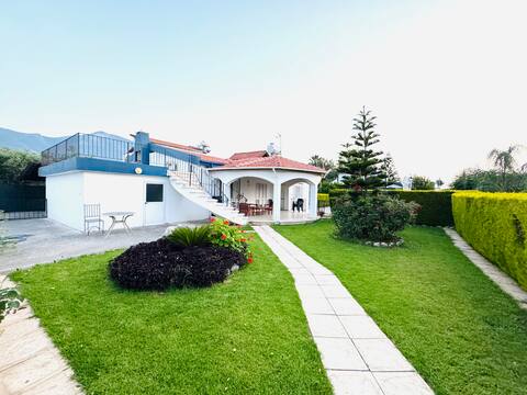 Villa Karakum/Girne with Pool