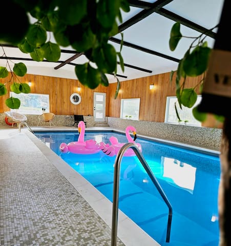 Evergreen luxury oasis