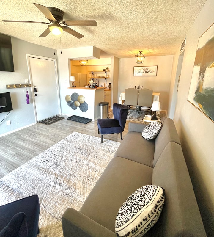The Noble West Retreat - Midland, TX