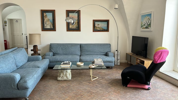 Captain’s House. Luxury House In Piazzetta - Capri