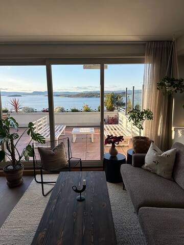 Utsiktleilighet nær strand og by gallery image 4