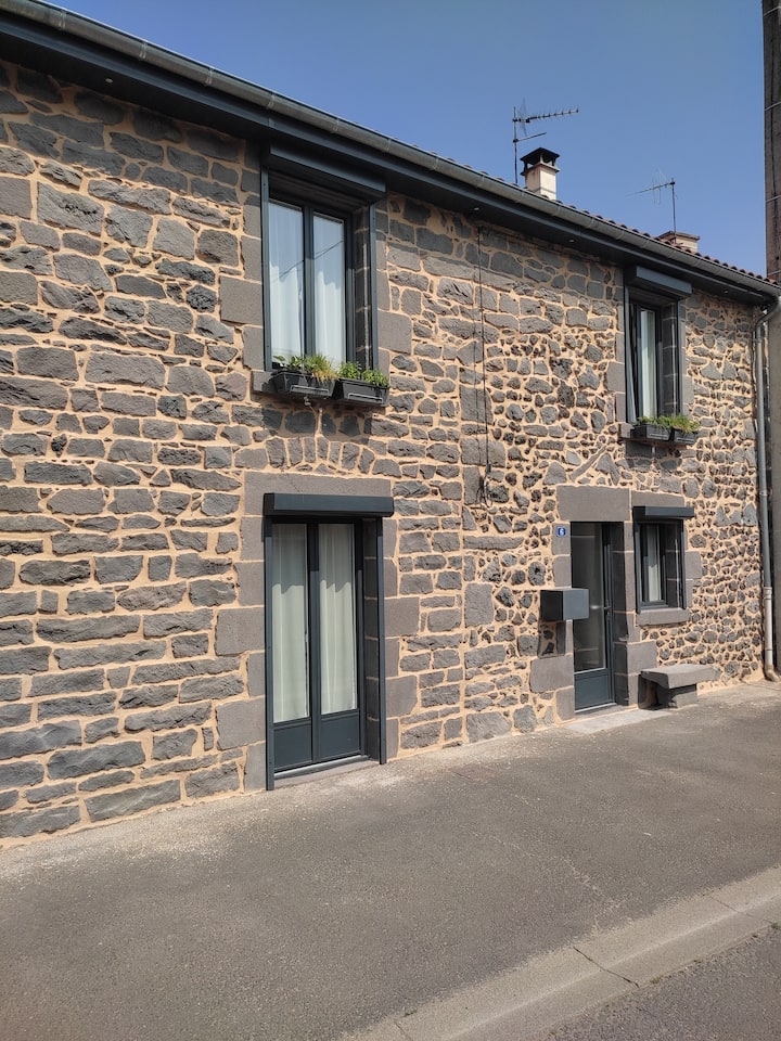Maison Entière Au Calme Entre Volcans Et Limagne - Puy-de-Dôme