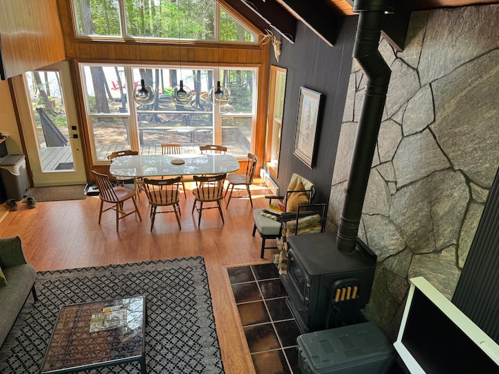 Lakefront Cottage, Hot Tub, Dock Beach Canoe&sups - Huntsville