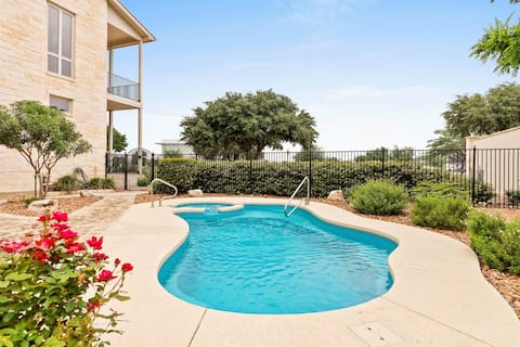 Top Airbnb: Southern Charm at Gruene Silo – King Suite w/ in New Braunfels
