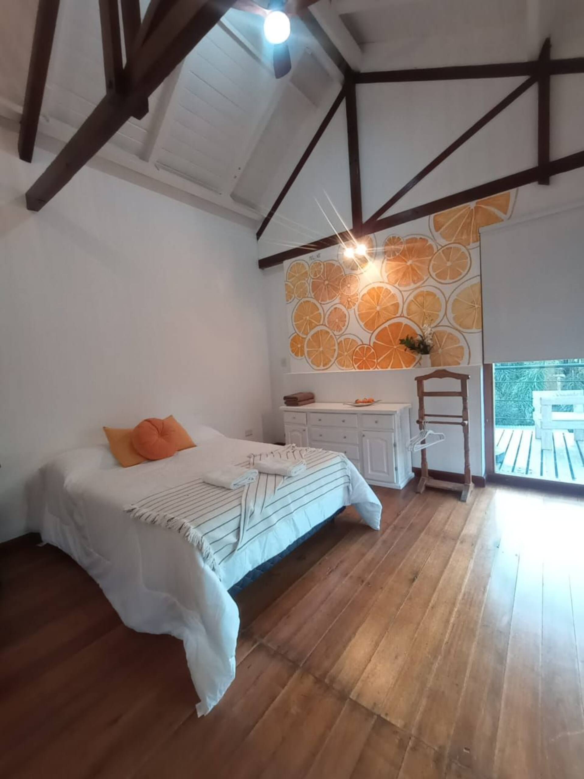 orange room