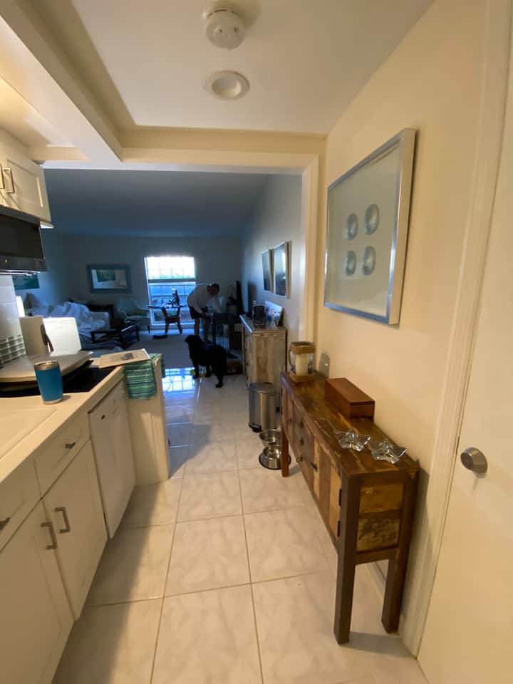 Luxury Oceanside Condo- Great Summer Rates Now - Vero Beach, FL