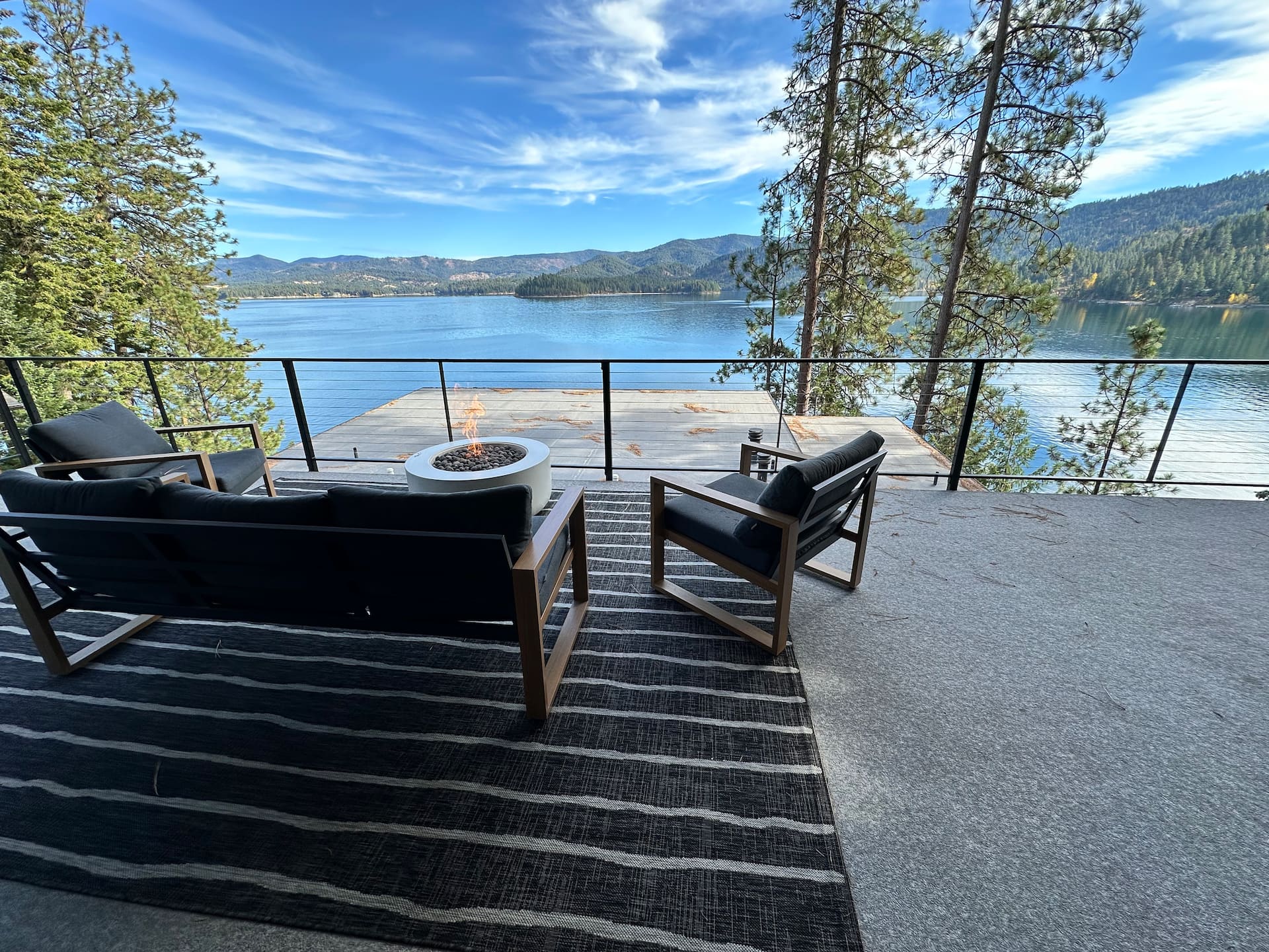 Luxury Lake View with Sauna