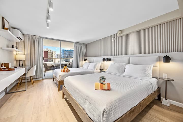 20f-newly Remodeled Cozy Studio W/2queens-waikiki~ - Honolulu, HI