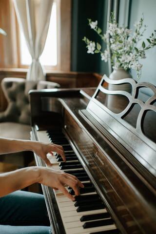 Spacious 1900s Home Minutes from Downtown St. Paul gallery image 4