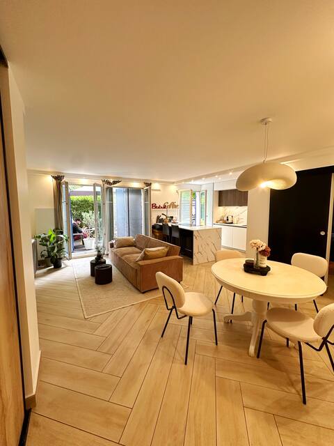 Spacious, High-End with Garden