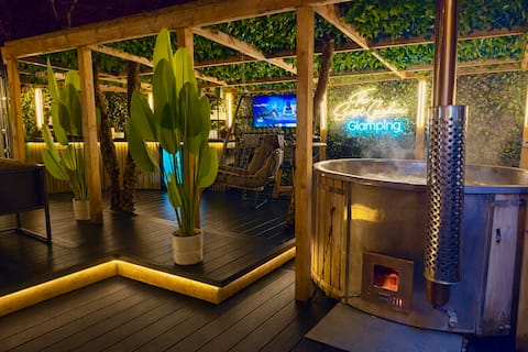 The Oasis @ The Secret Garden