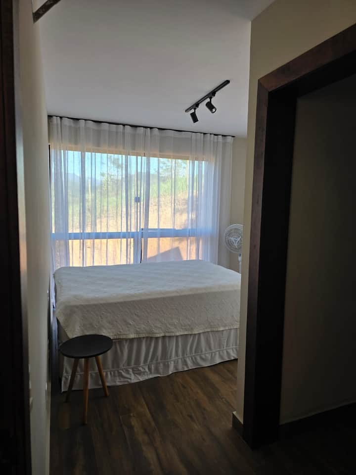 საძინებელი 1