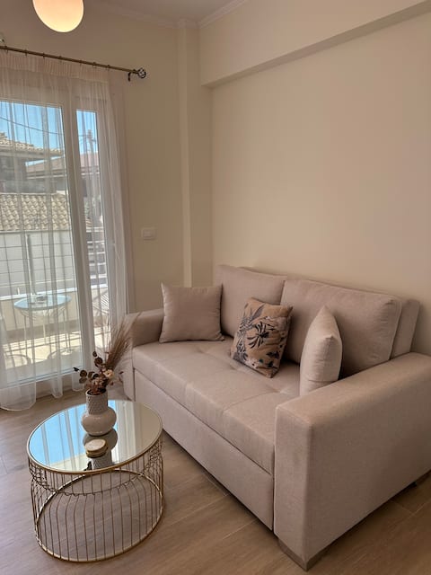 Top performing Airbnb: K • L Luxury Suite in Δήμος Πάργας