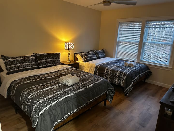 2 camas tamaño queen 