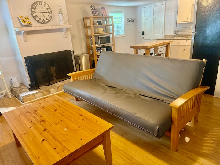Pet-friendly Lakefront: Dock, Kayaks, Games & Rods - Eatonton, GA