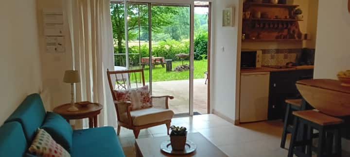Chalet Sur Parc Arboré ~ 4 à 5 Personnes - Creuse