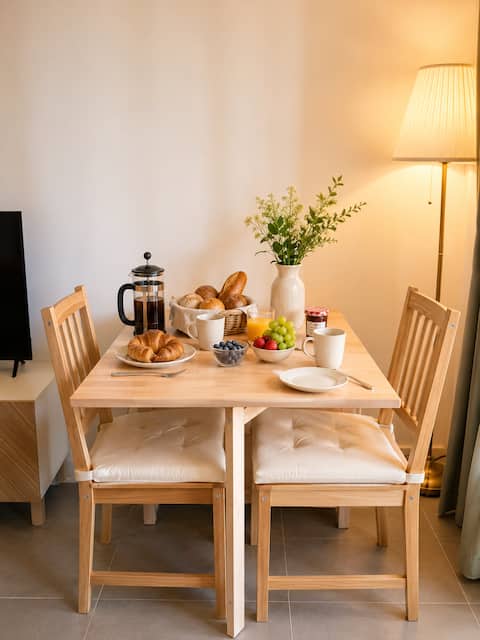 Top Airbnb: Side Ocean View, 1 BR| AC | 24/7 Check-In&Out à Cagnes Sur Mer