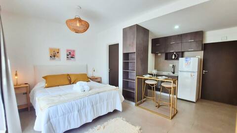 Oasis Urbano con Patio Privado G&A Rent (06)