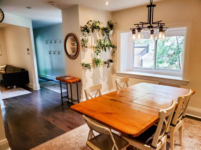 Spacious, family-friendly home gallery image 3