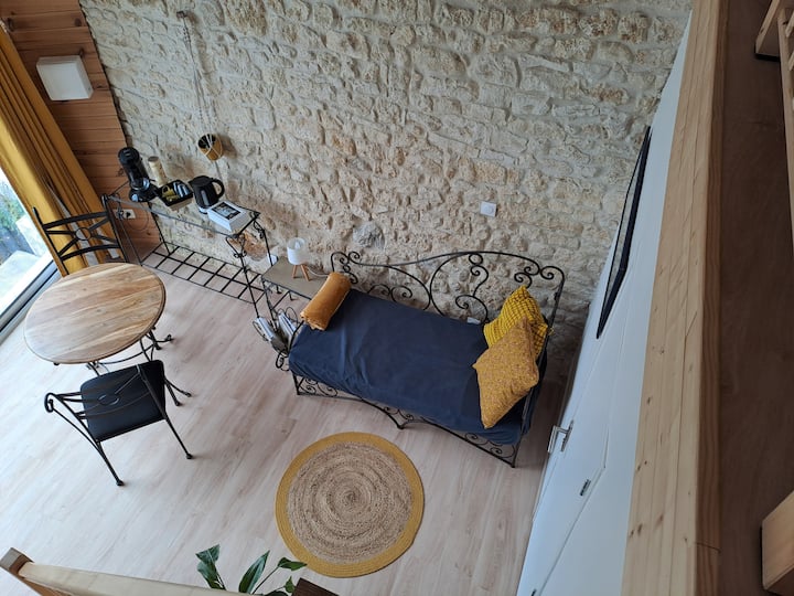 Le Gîte Jaune Spacieux, La Grange - Jonzac