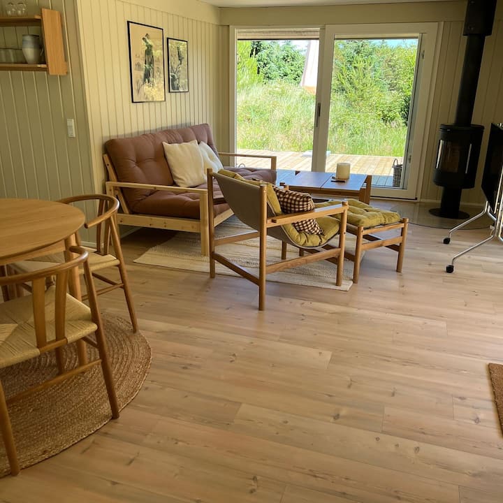 Ny-renoveret Sommerhus I Skøn Natur - Denmark