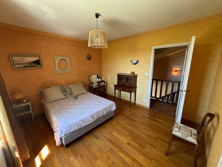 غرفة النوم 1