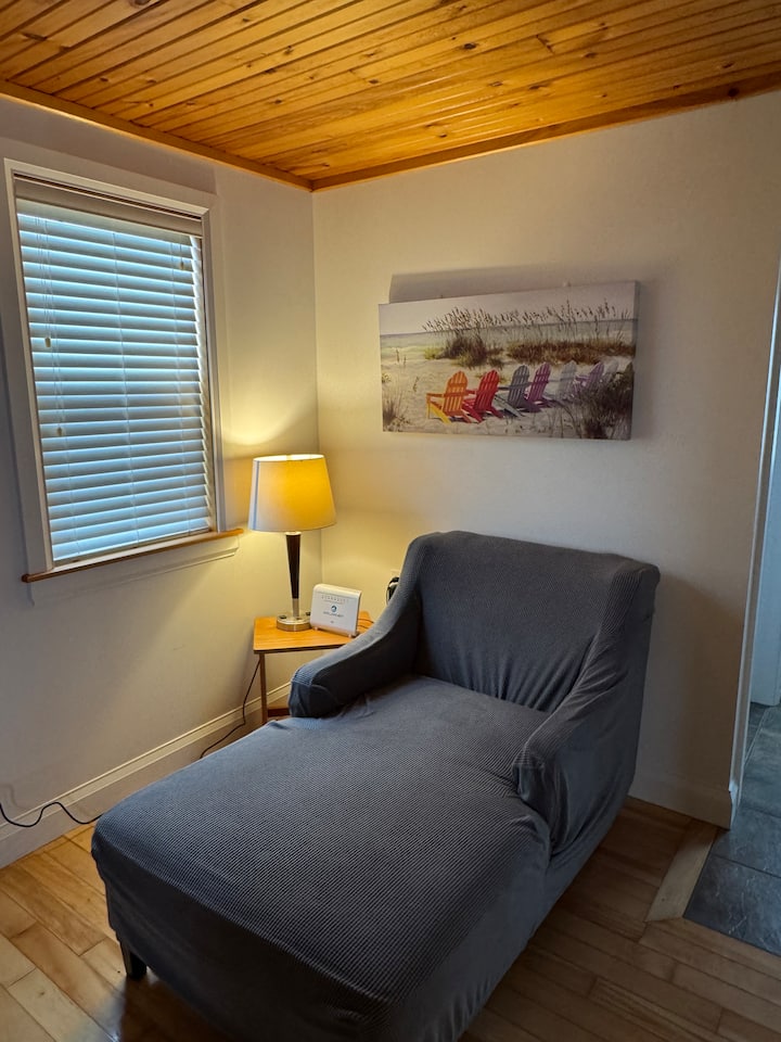 Sunset Serenity Cottage - Prince Edward Island