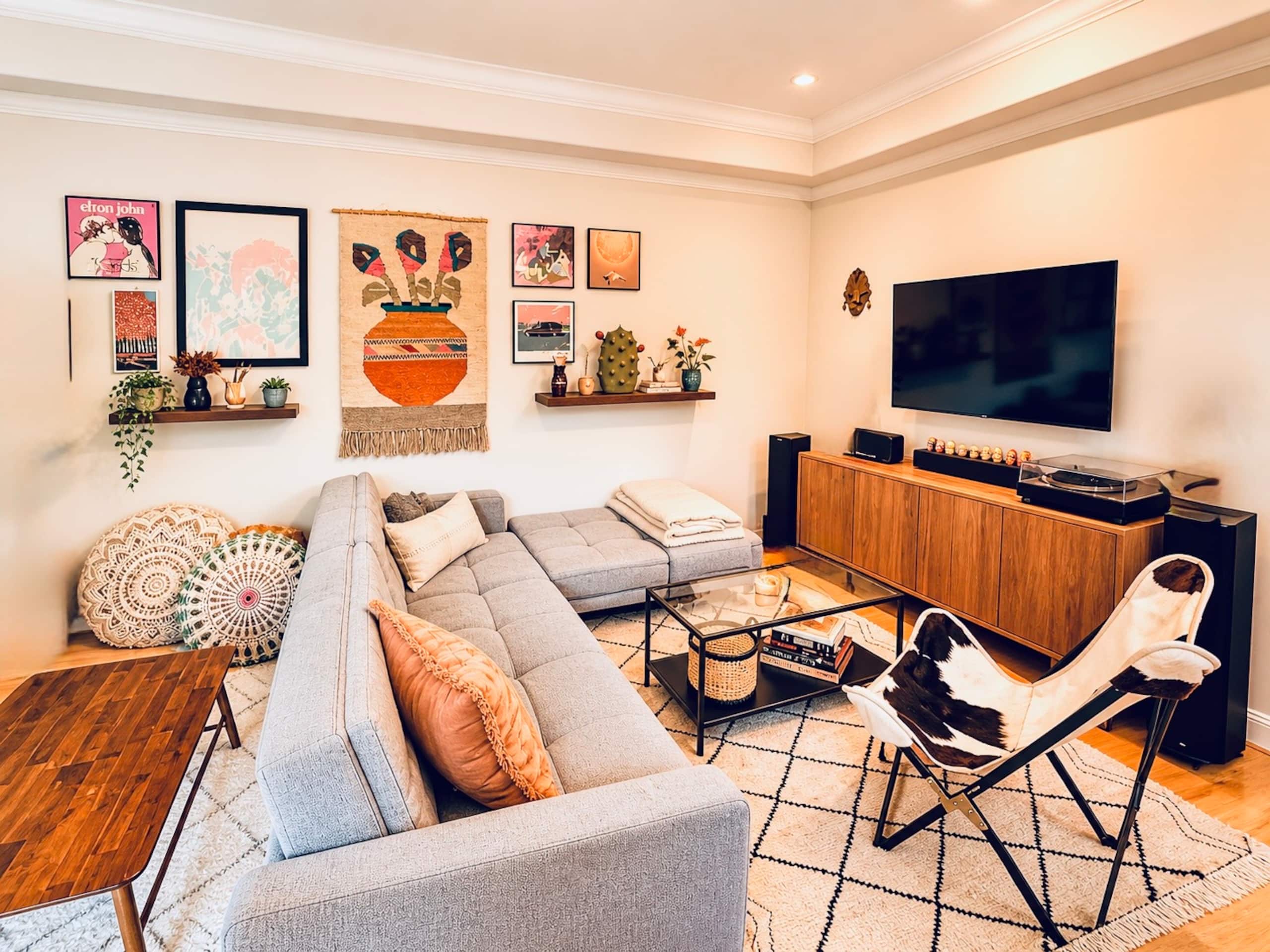 Home in San Francisco · ★5.0 · 3 bedrooms · 4 beds · 3 baths - Image 2
