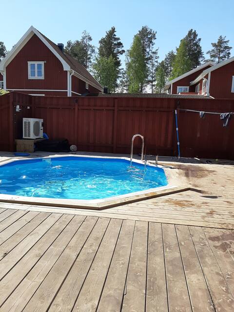 Mysig villa med pool