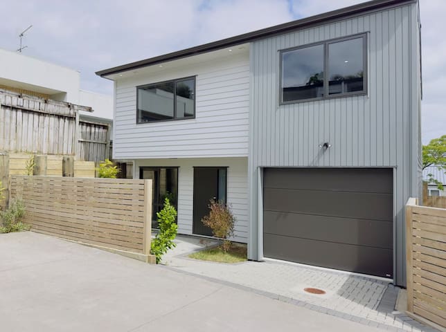 WorX Holidays managed Airbnb listing 1
