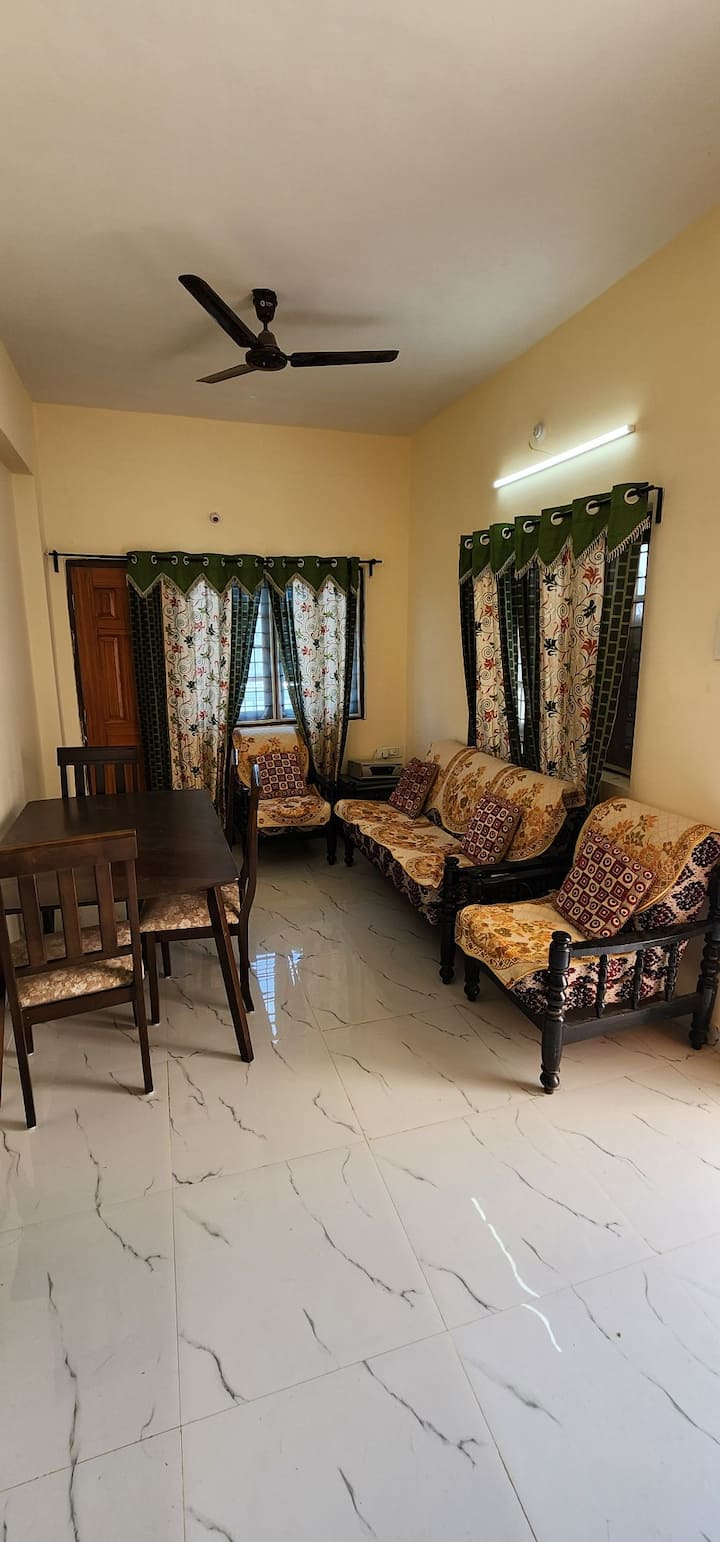 Furnished 2bhk Ac Penthouse - Hyderabad
