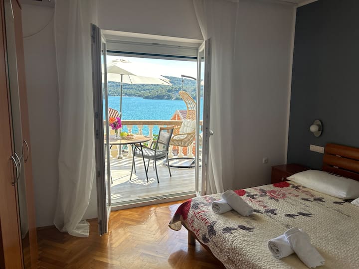 Cozy Room With A Sea View - Pirovac