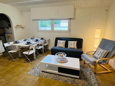 Popular Airbnb listing: Accommodation "Between Land and Sea" in Challans