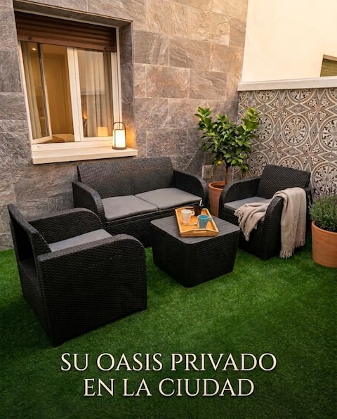 Centrally located apartment with terrace EBI02919